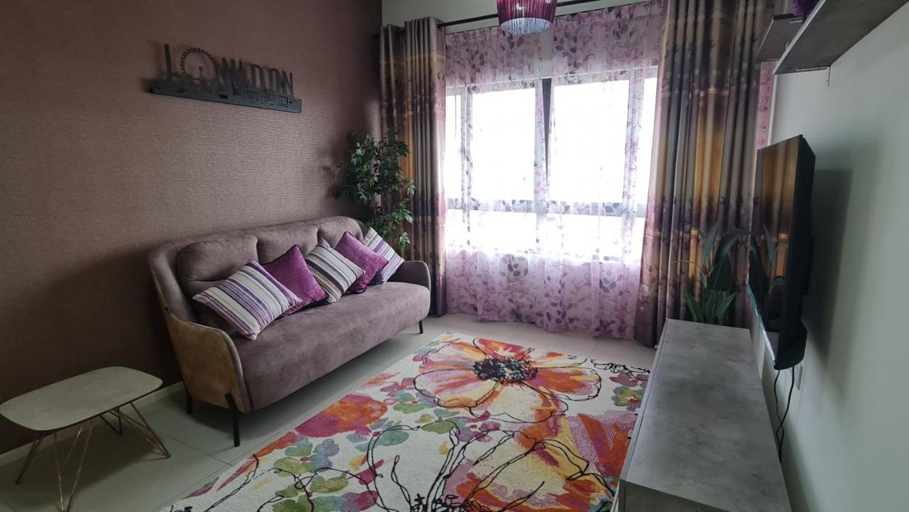 Te Amo Gandaria Bangi Pool View Netflix Full Aircond Apartment Bandar Baru Bangi Exterior photo